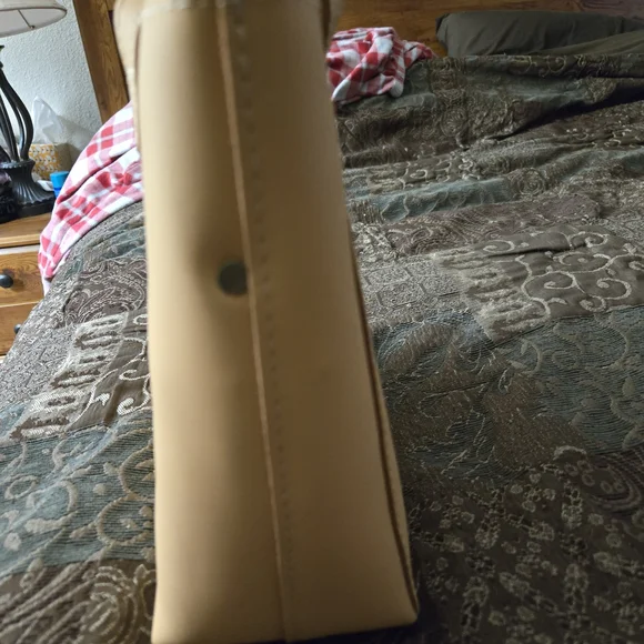 Portland Leather Mamey Mini Cb Tote - Picture 3 of 5